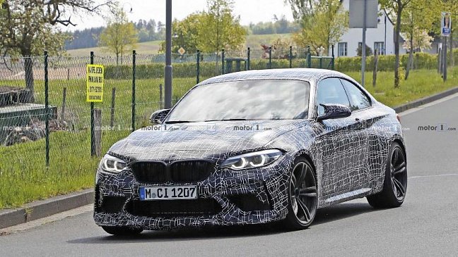 На тестах замечена финальная версия нового BMW M2 CS 