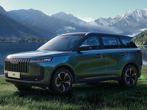 Дилеры получили Jaecoo J5 по цене от 2,61 млн рублей