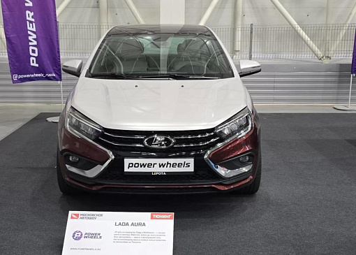 Такого еще не было: седан Lada Aura в стиле Maybach