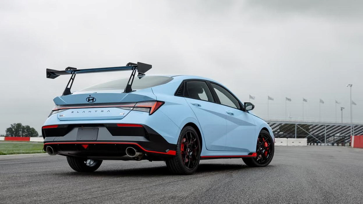 Эта версия седана Hyundai Elantra N должна быть лучше, чем Honda Civic Type R Эта версия седана Hyundai Elantra N должна быть лучше, чем Honda Civic Type R