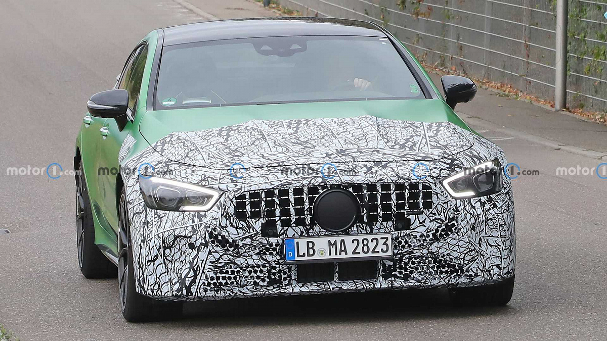 Mercedes-AMG GT 4-Door Spyed анонсирует предстоящее обновление на новых шпионских фото