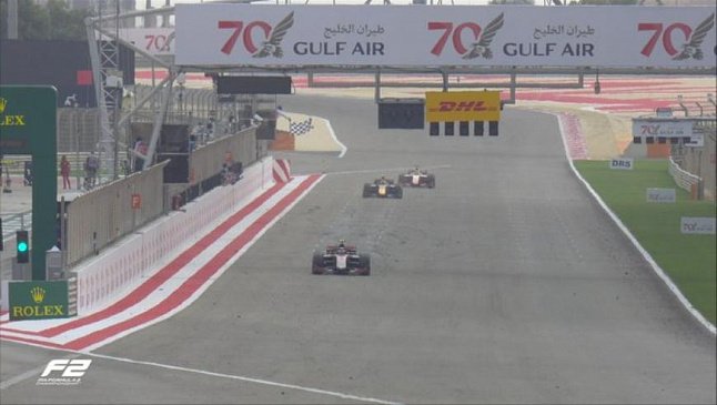Филипе Другович выиграл первую гонку в Бахрейне в Формуле-2