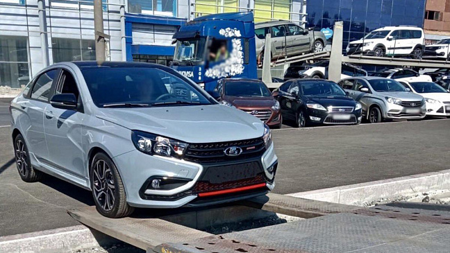 В Японии российский спортседан Lada Vesta Sport продают за 2,5 млн рублей