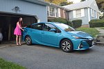 Новый гибрид Toyota Prius PHEV 2019: подробности очередного обновления