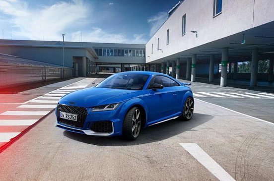 Audi отмечает 25-летие RS юбилейным стайлинг-пакетом