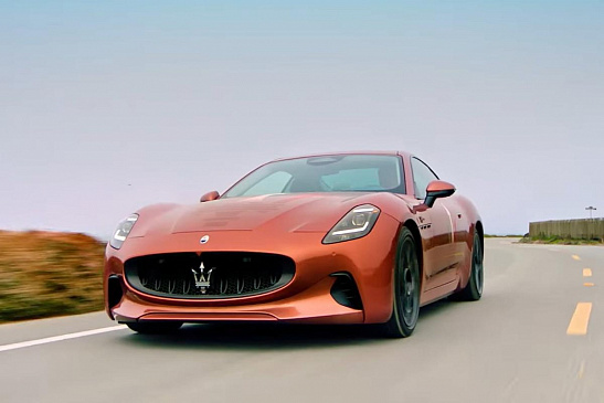 Компания Maserati показала новый GranTurismo Folgore на тизере 
