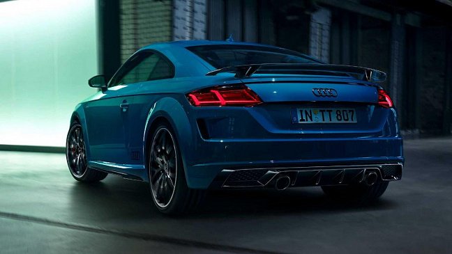 Audi представил купе TT в исполнении S Line Competition Plus