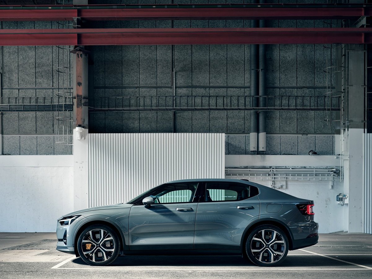 Для электромобиля Polestar 2 подготовили пакет Performance 