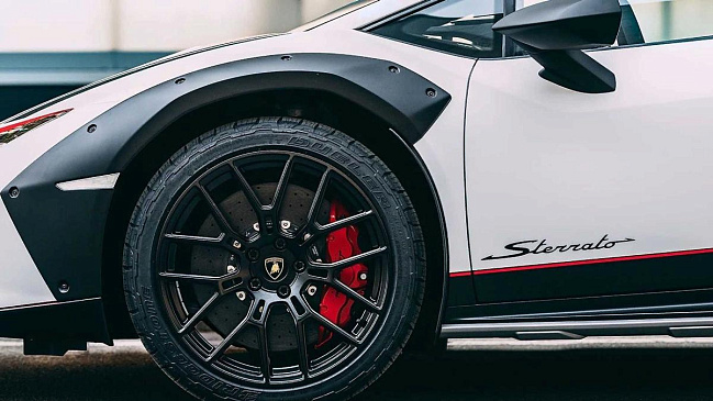 Bridgestone создала для Lamborghini шины повышенной проходимости 
