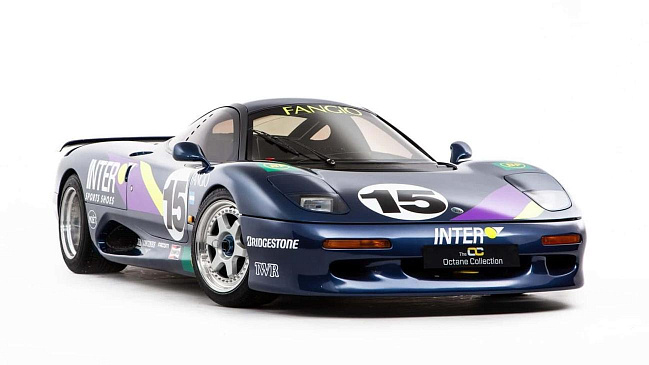 На аукционе продается ультраредкий гоночный автомобиль Jaguar XJR-15