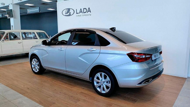 Автожурнал «За рулем» перечислил три отличия обновленной Lada Vesta