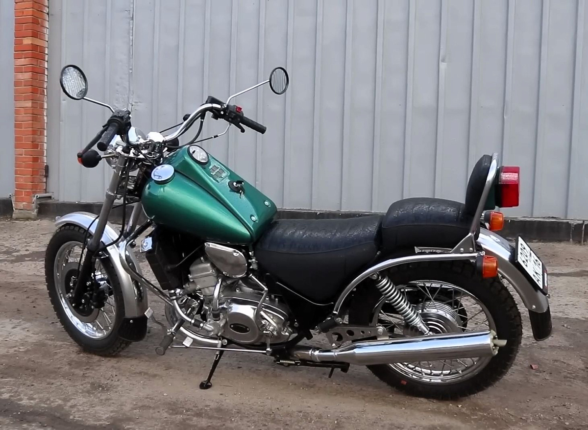 Мотоцикл Иж Юнкер – много хрома, стильный дизайн и «пропуск» в силовые ведомства