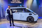 Компании Waymo и ZEEKR представили беспилотное такси без руля, педалей и боковых зеркал 