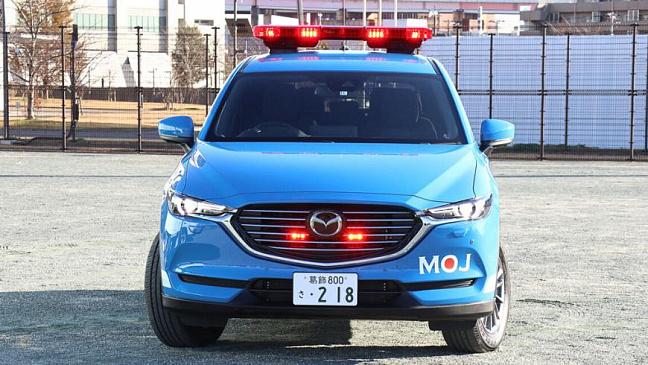 В Интернете показали «командирский» кроссовер Mazda CX-8 для Минюста Японии