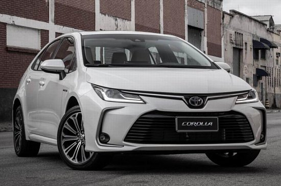 Компания Toyota не собирается отказываться от седанов, несмотря на популярность SUV 