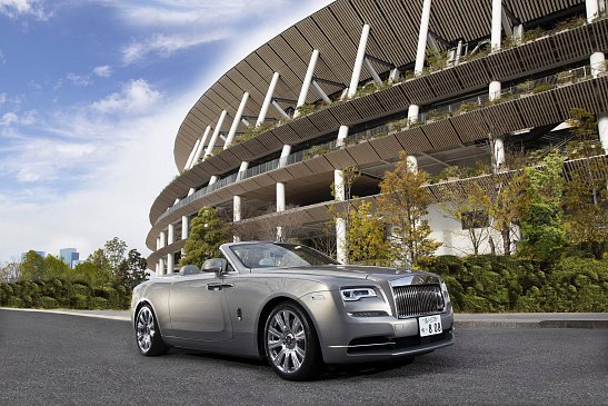 Сделанный на заказ Rolls-Royce Dawn The Kita вдохновлен зданием в Токио