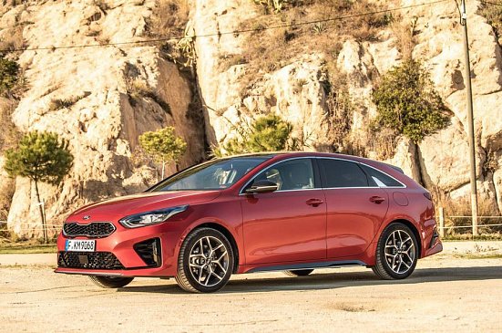 KIA Ceed получил в России две новые версии