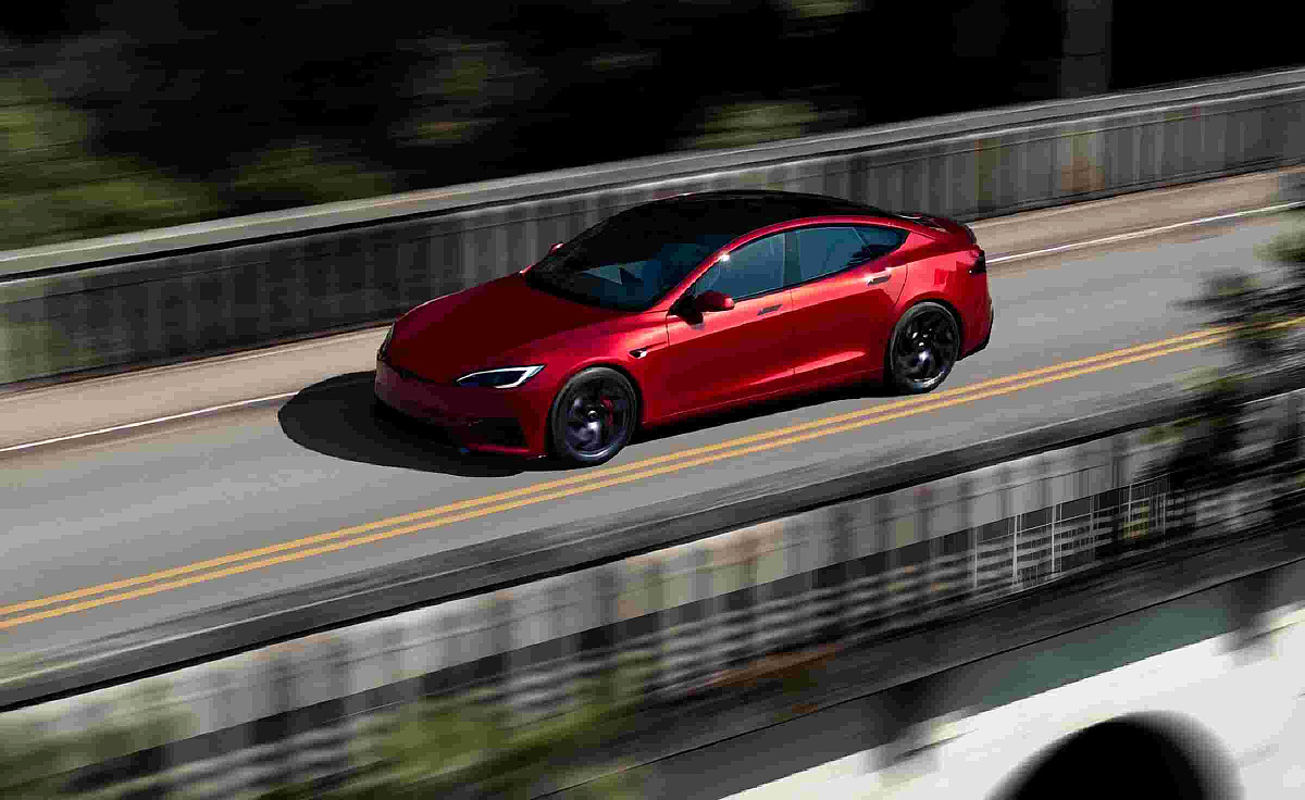 Tesla Model S и X: возвращение флагманов с новым уровнем комфорта и мощности Tesla Model S и X: возвращение флагманов с новым уровнем комфорта и мощности