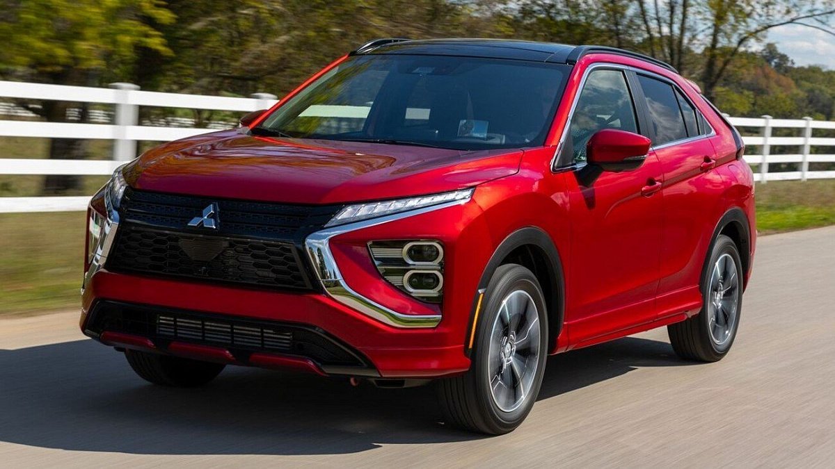 Обновленный Mitsubishi Eclipse Cross для рынка России рассекречен