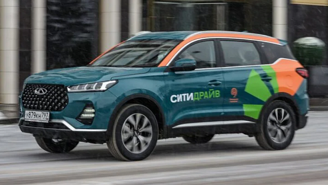 Каршеринговые сервисы в РФ начали пополнять автопарк китайскими автомашинами в 2022 году