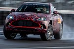 Кроссовер Aston Martin DBX проходит финальные тесты