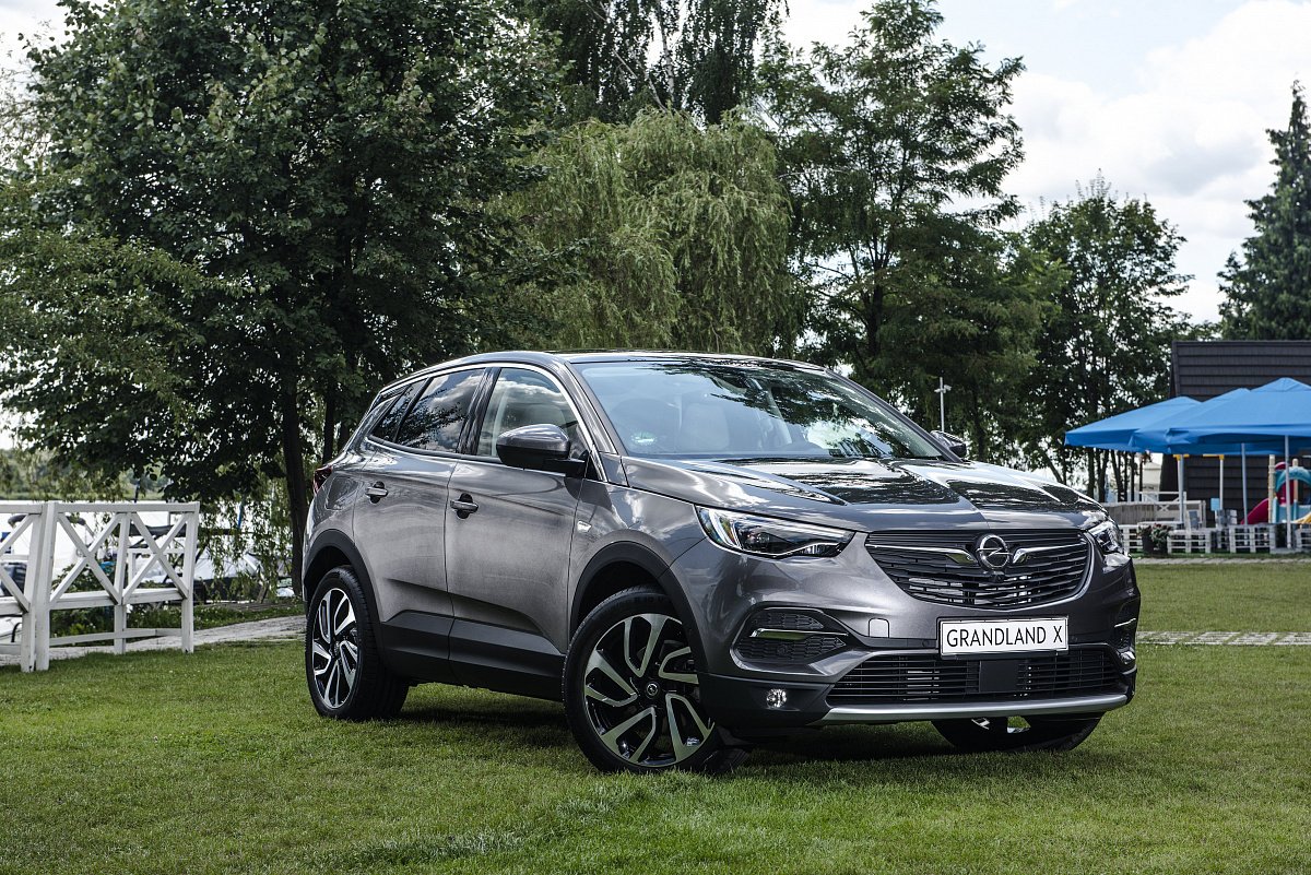 Автодилеры о возвращении на российский рынок моделей Opel
