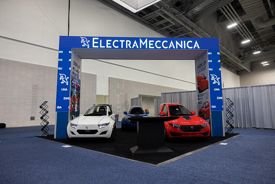 Фирма ElectraMeccanica представила высокотехнологичный трицикл Solo EV Concept на выставке CES