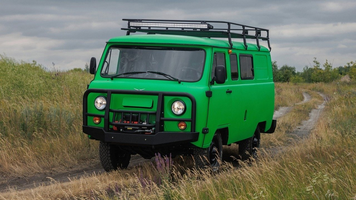 Скандал вокруг "Буханки": почему УАЗ продолжает выпускать модель 1958 года