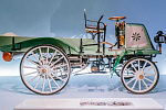 Компания Mercedes представила свой первый грузовой автомобиль 1899 года выпуска