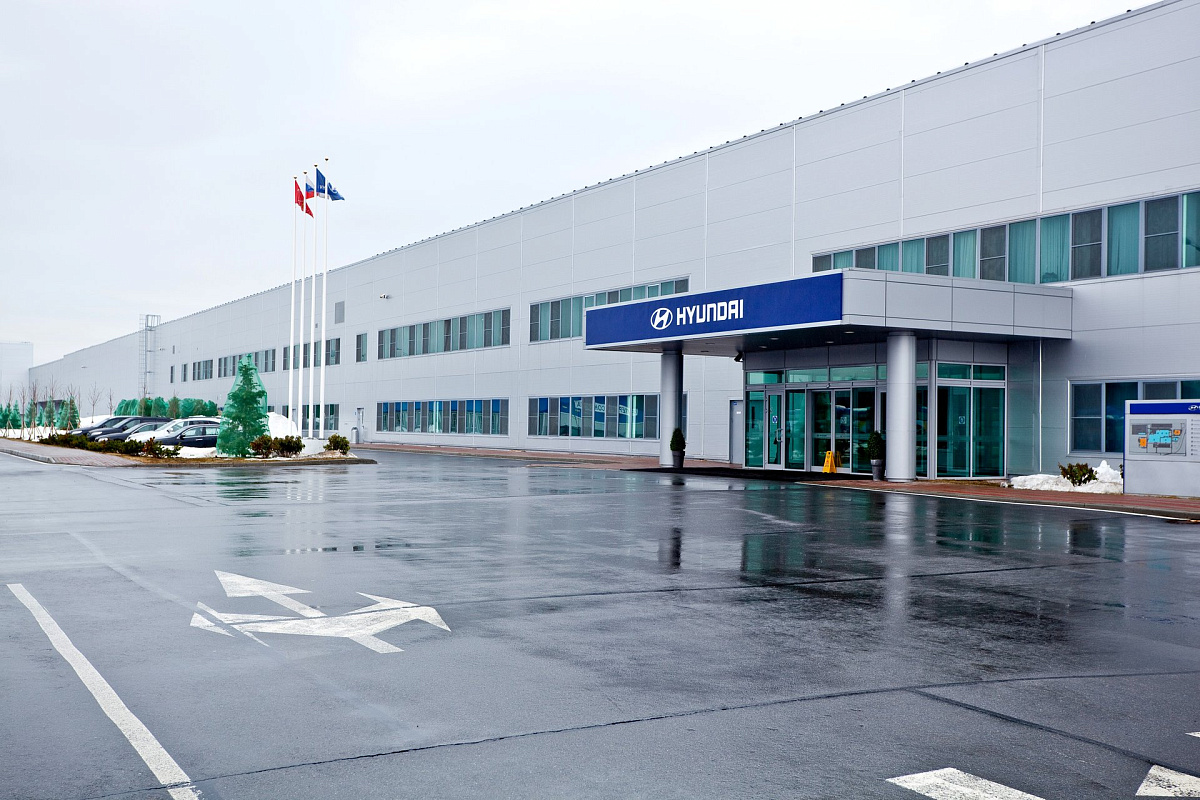 На автозаводе компании Hyundai в Санкт-Петербурге приступили к процессу увольнения персонала