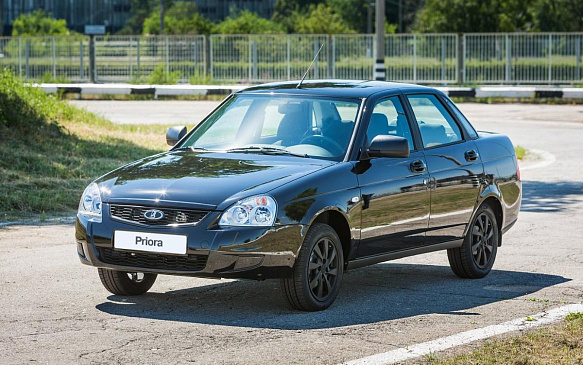 Lada Priora возглавила список машин с пробегом, которые россияне чаще всего покупают в кредит 