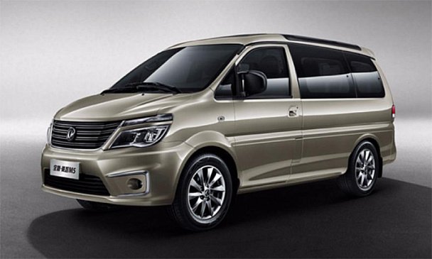 Dongfeng начала продавать обновленный аналог Mitsubishi Delica 