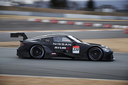 Новый Nissan Z GT500 оказался быстрее на гоночной трассе Fuji, чем предыдущий GT-R