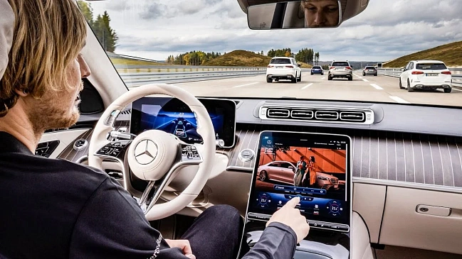 Mercedes-Benz планирует вывести автомобили с автопилотом 3-го уровня на дороги США в 2022 году