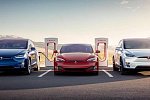 Tesla вернет на свои электрокары радио, но не бесплатно 