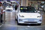 Tesla начала тестировать свой улучшенный автопилот