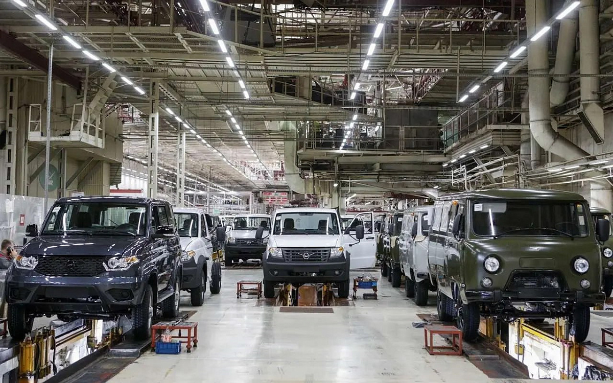 УАЗ на миллионы: 15 млрд рублей инвестиций и новый 7-местный Sollers SUV с генами "Тойоты"