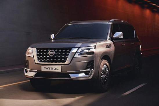 Внедорожники Nissan Patrol 2023 начали продавать в России на замену Land Cruiser 300