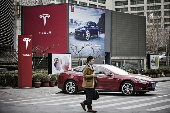 Tesla может закрыть свои дилерские центры и сервисы в крупных городах Китая