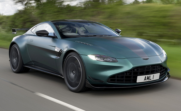 Aston Martin нацелен стать похожим на Ferrari в плане увеличения производства