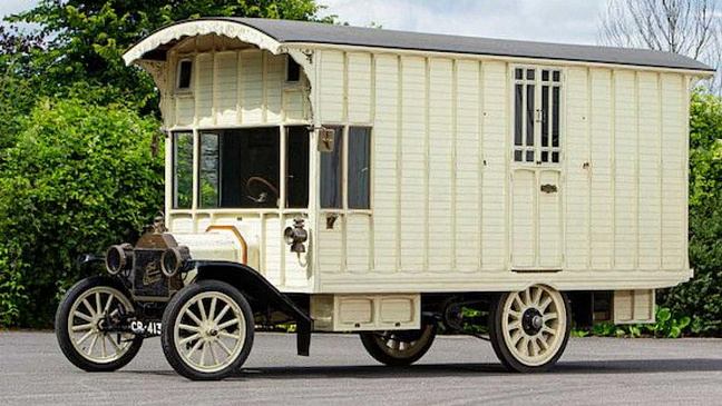 Этот Caravan Model T 1914 года может стать старейшим автодомом в мире
