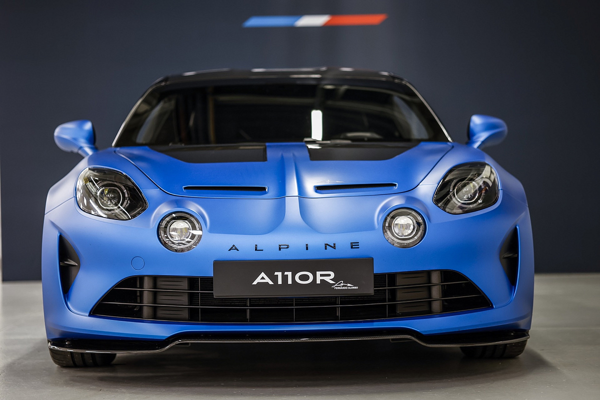 Компания Alpine выпустила спецсерию Alpine A110 R Fernando Alonso Edition в  честь побед пилотов Формулы-1