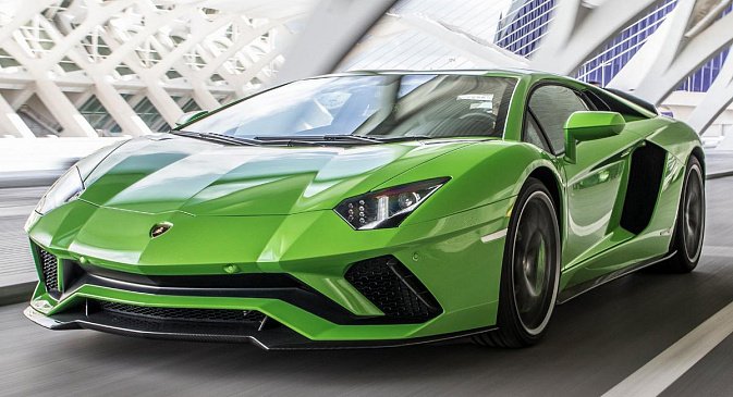 Гендиректор Lamborghini анонсировал совершенно новый двигатель V12 дня преемника Aventador
