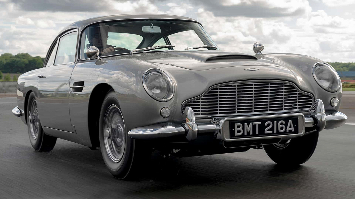 Компания Aston Martin создает новые моторы и трансмиссии для классических моделей Aston Martin DB4, DB5, DB6