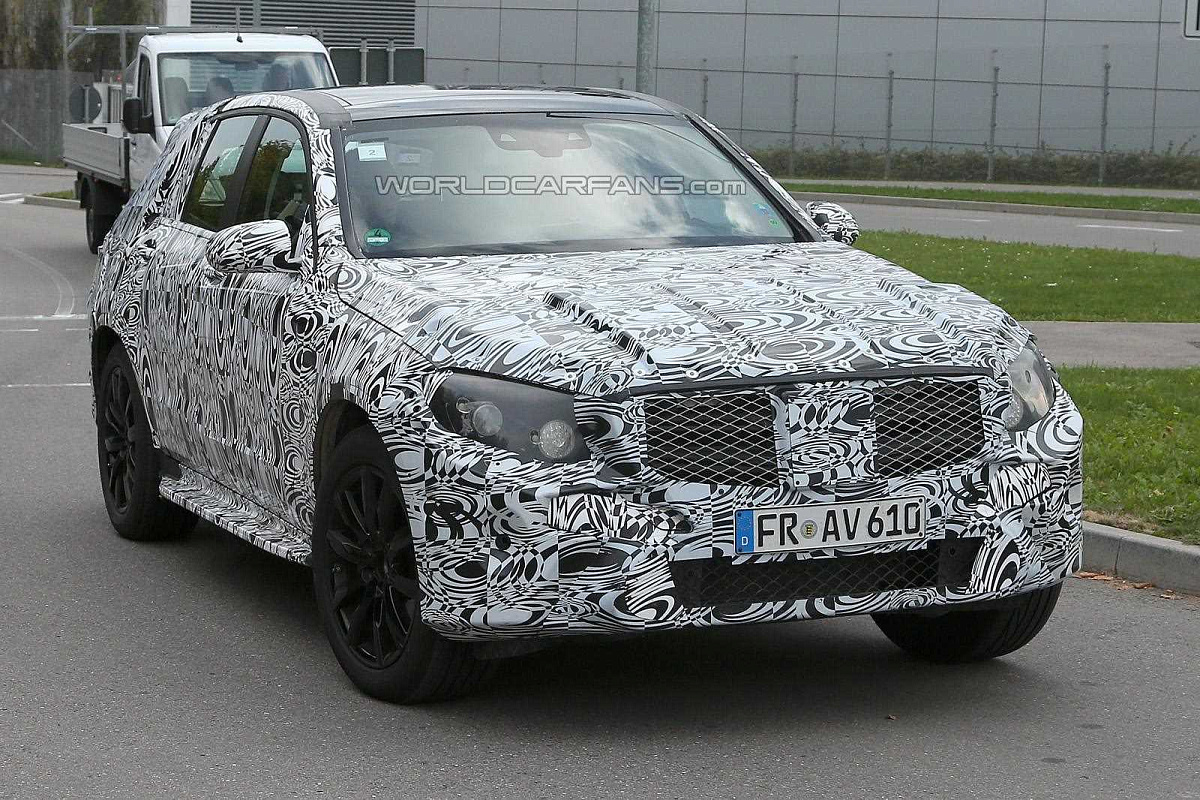Новая версия Mercedes-Benz GLK будет больше предшественника Новая версия Mercedes-Benz GLK будет больше предшественника