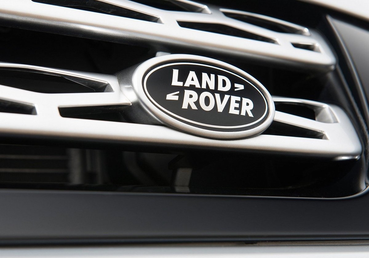 Land Rover выпустит кроссовер стоимостью 2 млн рублей