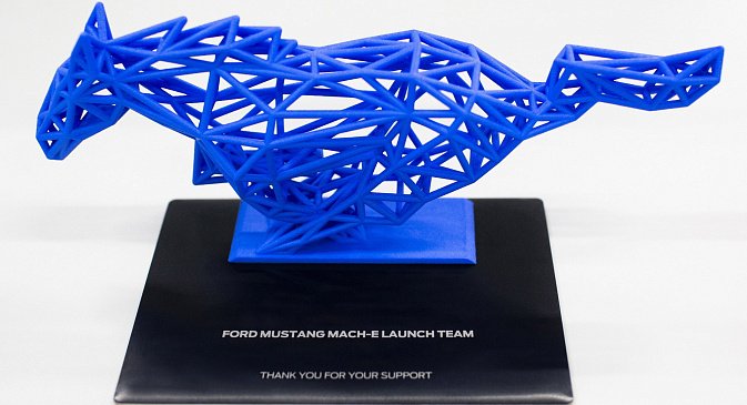 Ford дарит 3D-печатью скульптуру пони всем покупателям Mustang Mach-E First Edition