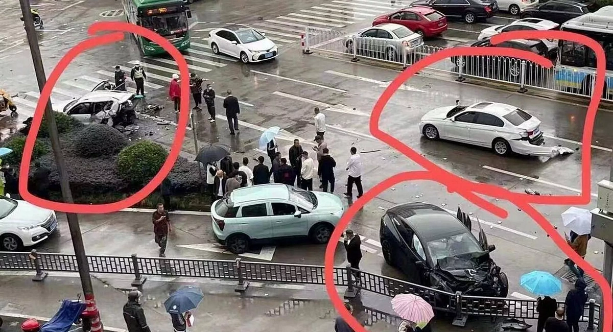 Еще один электрокар Tesla Model Y врезался в две машины и убив двух человек в Китае