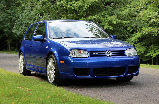 16-летний Volkswagen Golf продали по цене двух Teramont