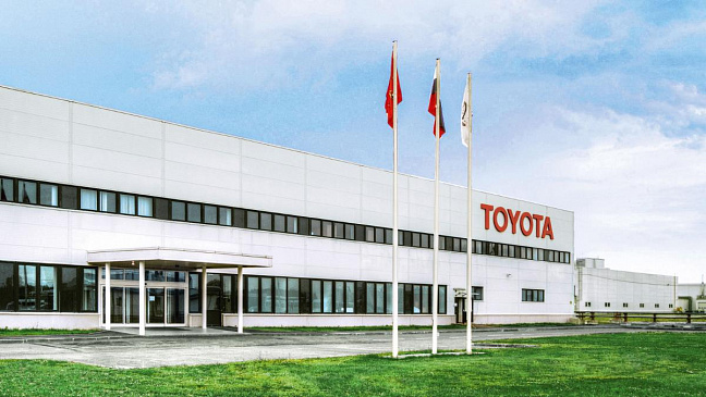 Компания Toyota снизила производственный план до 800 тыс. машин на июнь 2022 года